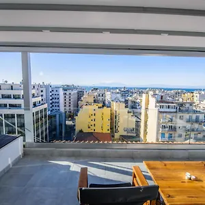 https://dreamy-loft-at-10th-floor-with-amazing-view.hotels-of-thessaloniki.com